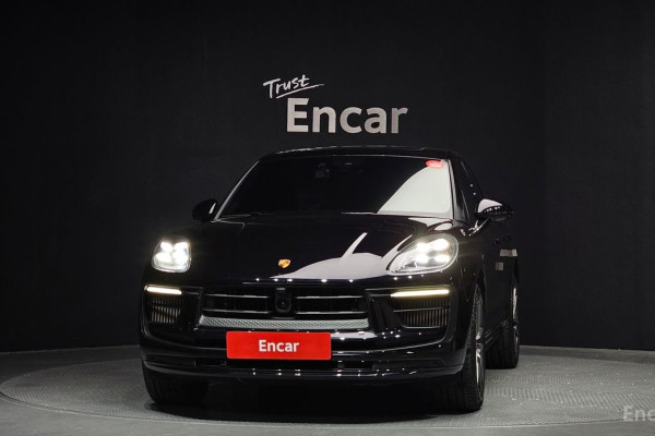 2022 Porsche Macan с пробегом 27 018 км