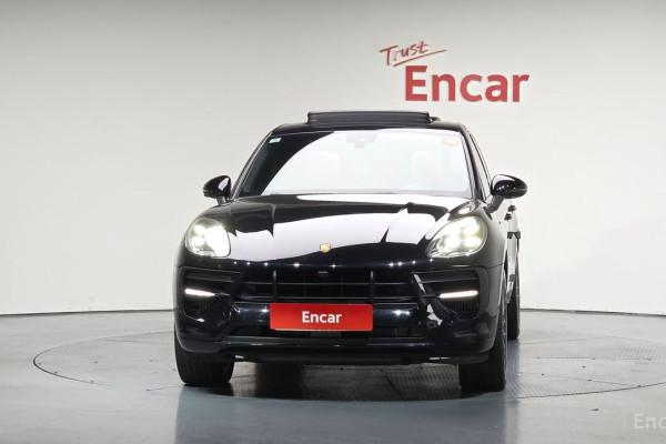 2020 Porsche Macan с пробегом 93 719 км