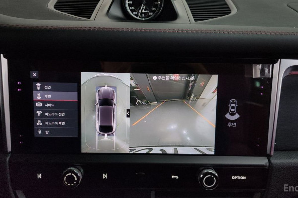 2022 Porsche Macan с пробегом 38 295 км