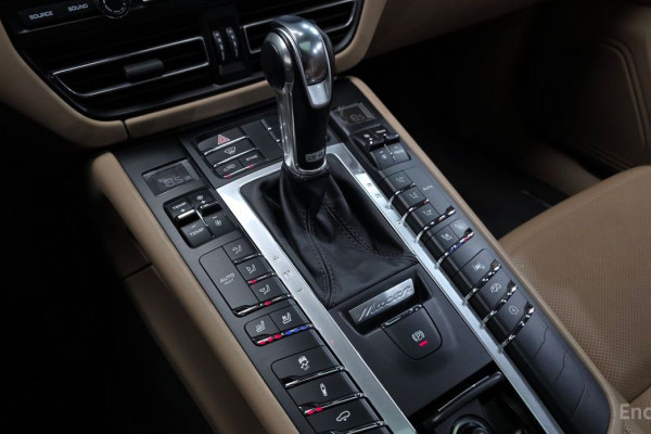 2020 Porsche Macan с пробегом 93 719 км