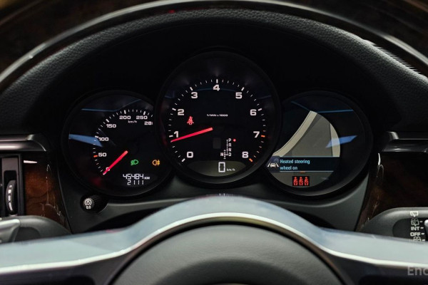 2021 Porsche Macan с пробегом 45 484 км
