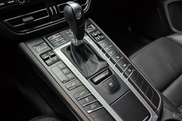 2021 Porsche Macan с пробегом 45 484 км