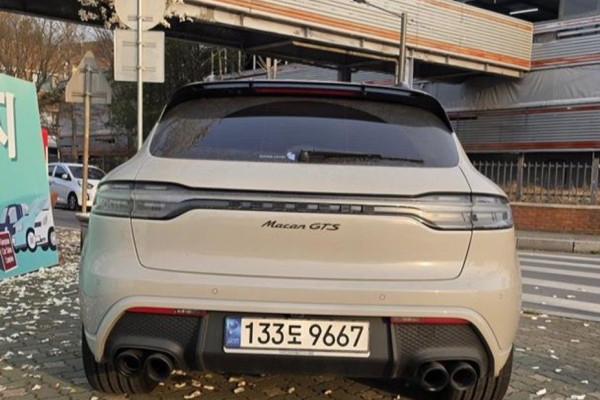 2023 Porsche Macan с пробегом 11 305 км