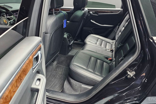 2021 Porsche Macan с пробегом 45 484 км