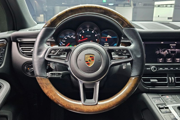 2021 Porsche Macan с пробегом 45 484 км