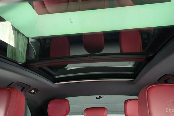 2022 Porsche Macan с пробегом 27 018 км