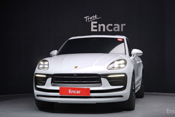 2022 Porsche Macan с пробегом 20 824 км