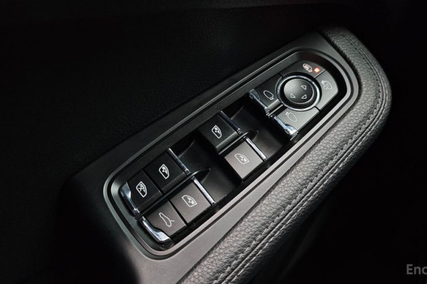 2021 Porsche Macan с пробегом 45 484 км