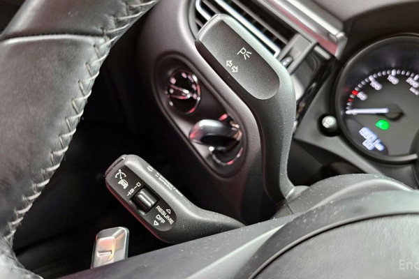 2022 Porsche Macan с пробегом 19 901 км