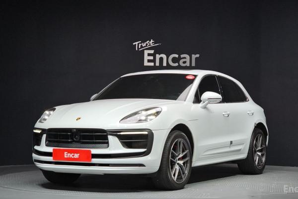 2022 Porsche Macan с пробегом 33 265 км