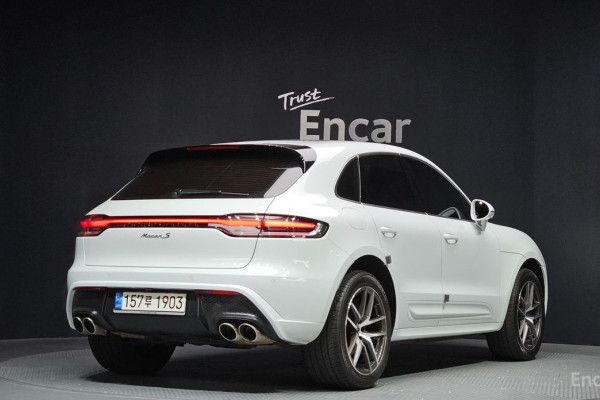 2022 Porsche Macan с пробегом 33 265 км