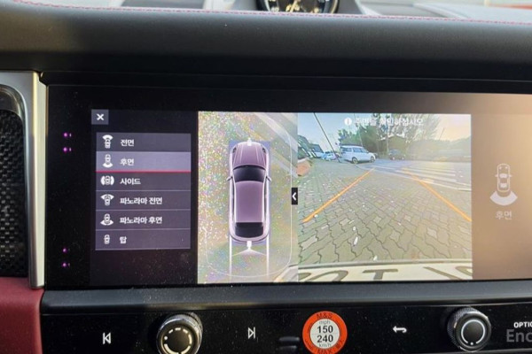 2023 Porsche Macan с пробегом 11 305 км