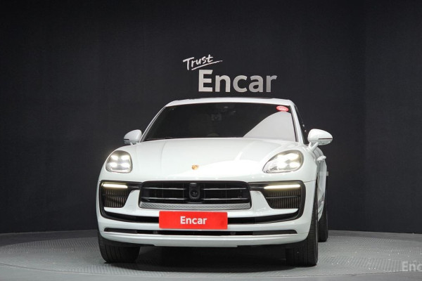 2022 Porsche Macan с пробегом 33 265 км