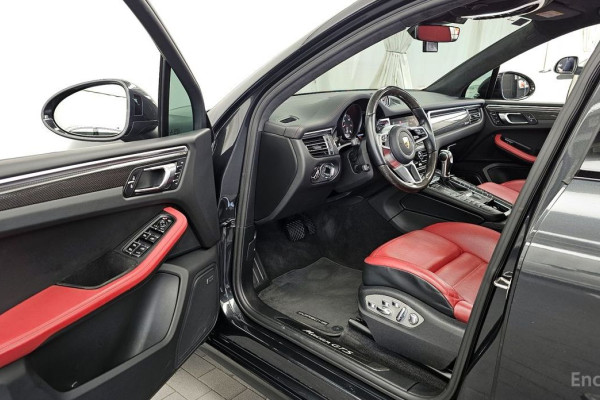 2021 Porsche Macan с пробегом 116 375 км