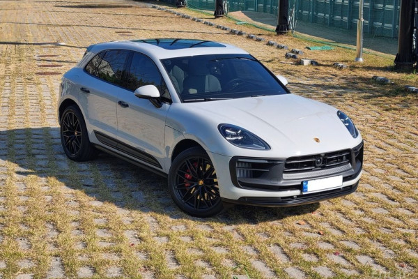 2023 Porsche Macan с пробегом 11 500 км