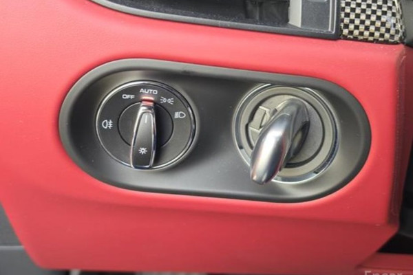 2023 Porsche Macan с пробегом 11 305 км