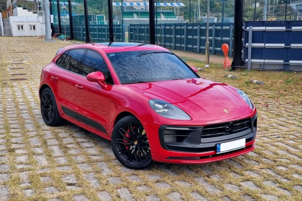 2023 Porsche Macan с пробегом 26 200 км