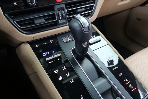 2022 Porsche Macan с пробегом 33 265 км