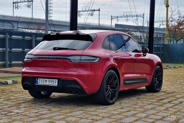 2023 Porsche Macan с пробегом 26 200 км