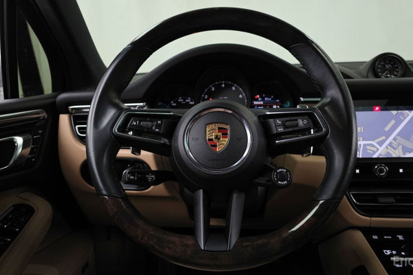 2022 Porsche Macan с пробегом 33 265 км