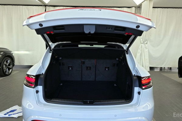 2022 Porsche Macan с пробегом 20 824 км