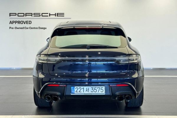 2023 Porsche Macan с пробегом 15 715 км