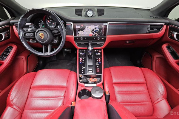 2022 Porsche Macan с пробегом 54 587 км