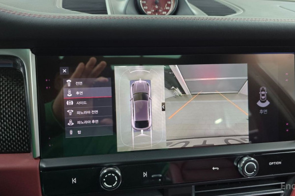 2023 Porsche Macan с пробегом 24 468 км