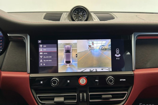 2023 Porsche Macan с пробегом 15 715 км