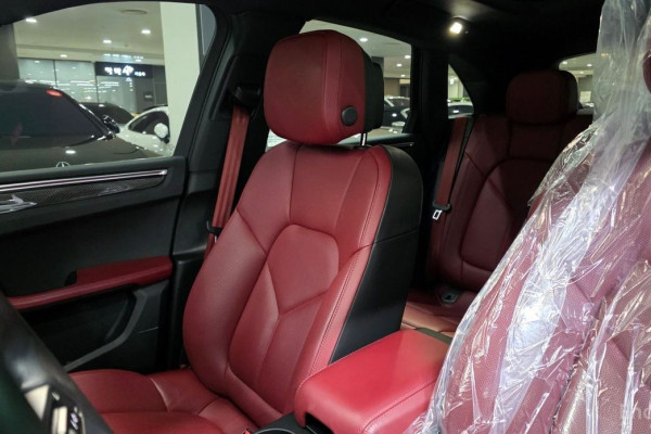 2022 Porsche Macan с пробегом 23 875 км