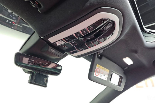 2022 Porsche Macan с пробегом 54 587 км