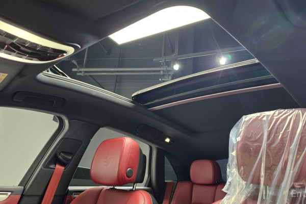 2022 Porsche Macan с пробегом 39 947 км