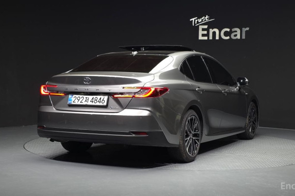 2025 Toyota Camry с пробегом 2 038 км