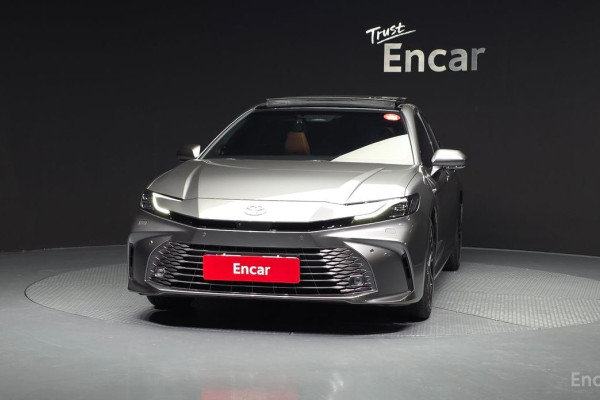 2025 Toyota Camry с пробегом 2 038 км