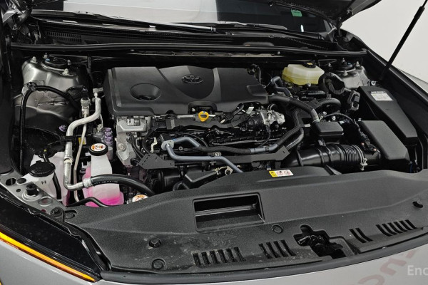 2025 Toyota Camry с пробегом 1 996 км