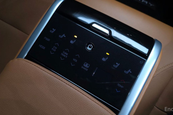 2025 Toyota Camry с пробегом 2 038 км