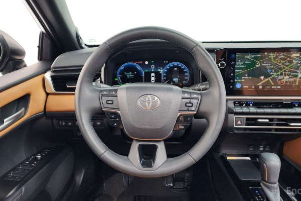 2025 Toyota Camry с пробегом 29 109 км