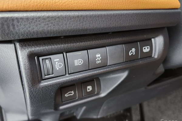 2024 Toyota Camry с пробегом 17 073 км