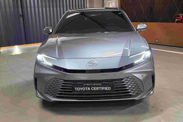 2025 Toyota Camry с пробегом 5 896 км