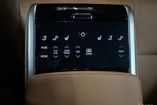 2025 Toyota Camry с пробегом 14 072 км