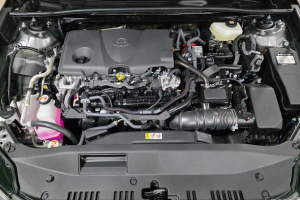 2025 Toyota Camry с пробегом 5 896 км