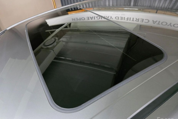 2025 Toyota Camry с пробегом 5 896 км