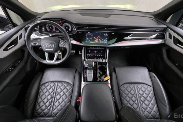 2023 Audi Q7 с пробегом 36 438 км