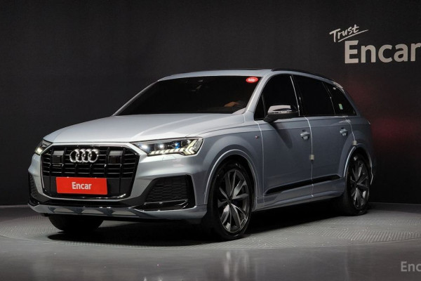 2023 Audi Q7 с пробегом 36 438 км