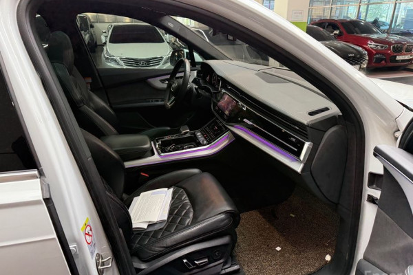 2021 Audi Q7 с пробегом 40 585 км