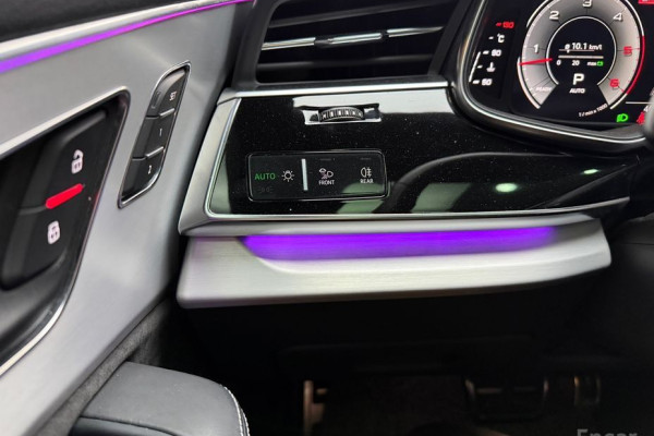 2021 Audi Q7 с пробегом 40 585 км