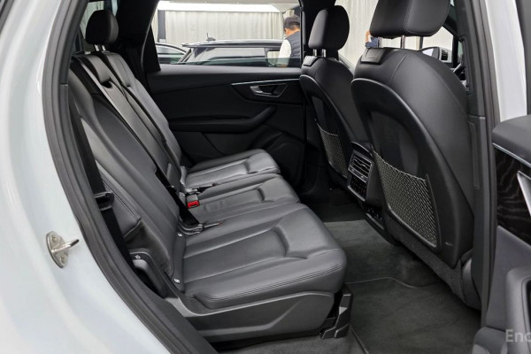 2022 Audi Q7 с пробегом 27 618 км