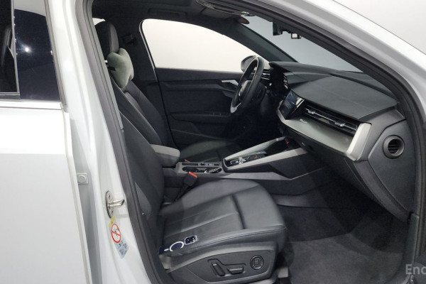 2023 Audi A3 с пробегом 23 242 км