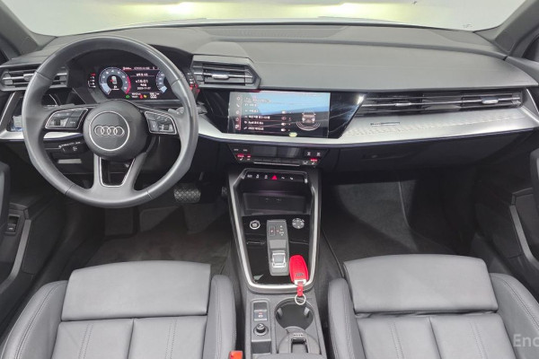 2023 Audi A3 с пробегом 4 043 км