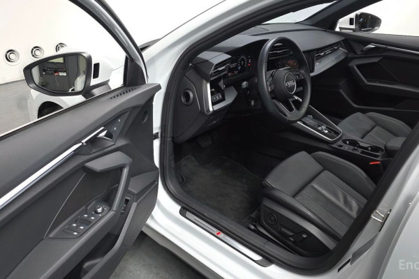 2022 Audi A3 с пробегом 13 895 км